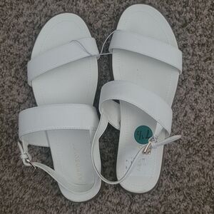 AEROSOLES White Minimalist Sandals